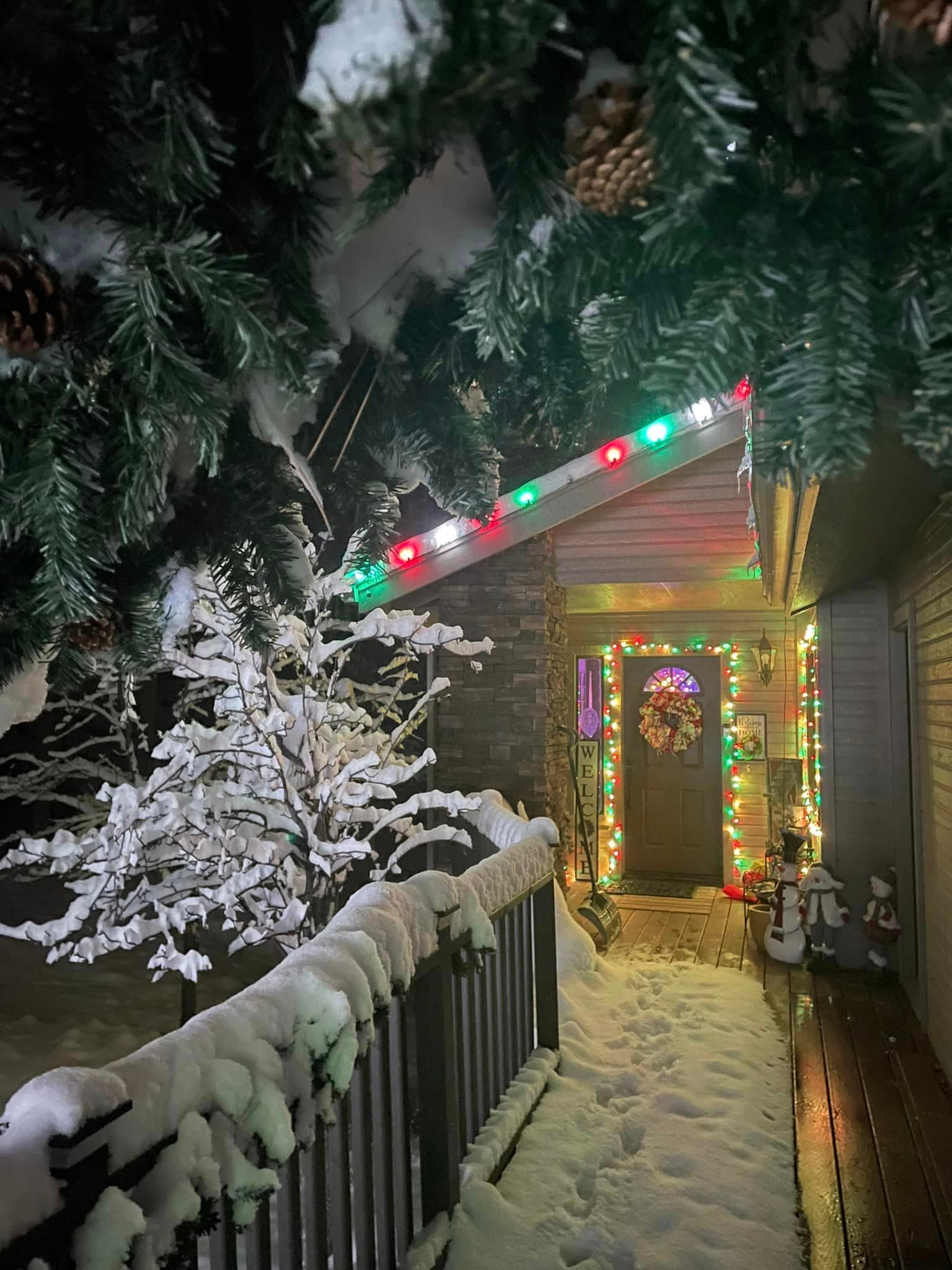 Holiday lighting installation 9 in the Prescott, AZ area